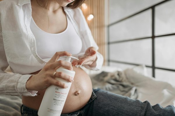Top 10 des Maladies Génétiques Fréquentes : Symptômes et Solutions Thérapeutiques